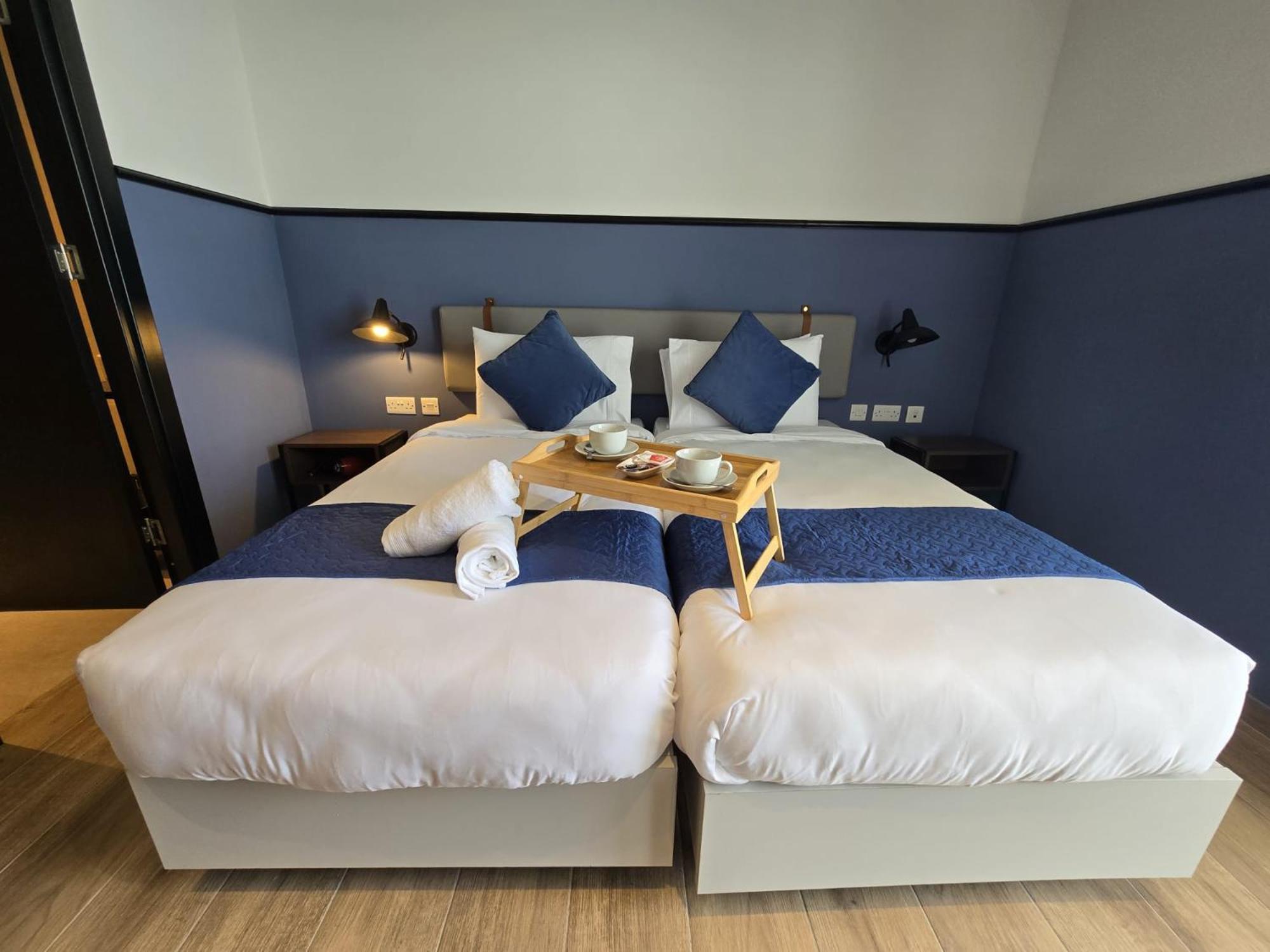South32 Hotel Birżebbuġa エクステリア 写真