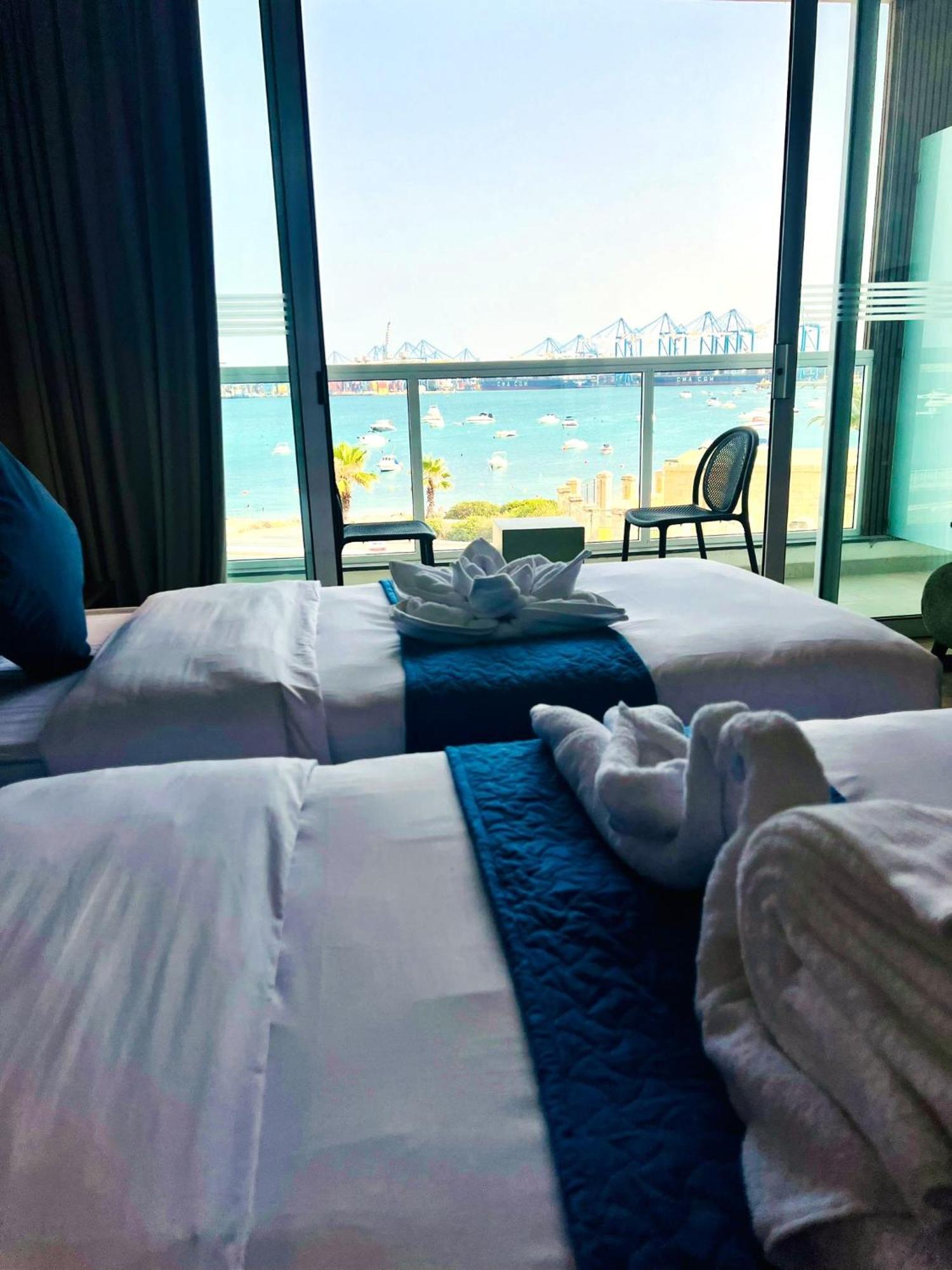 South32 Hotel Birżebbuġa エクステリア 写真