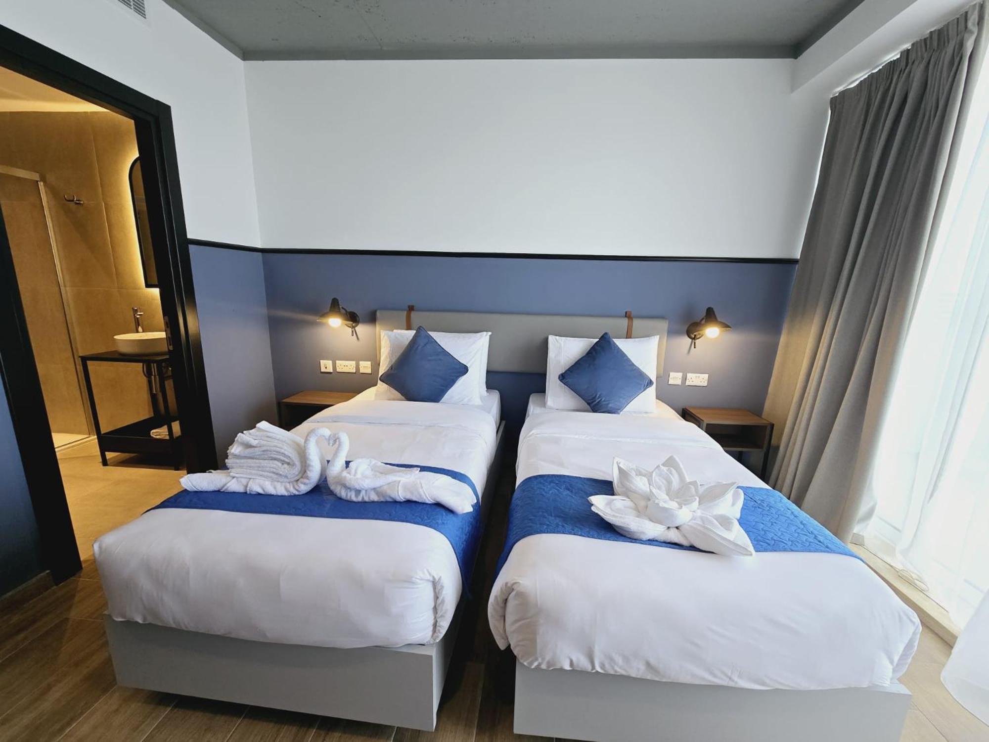 South32 Hotel Birżebbuġa エクステリア 写真